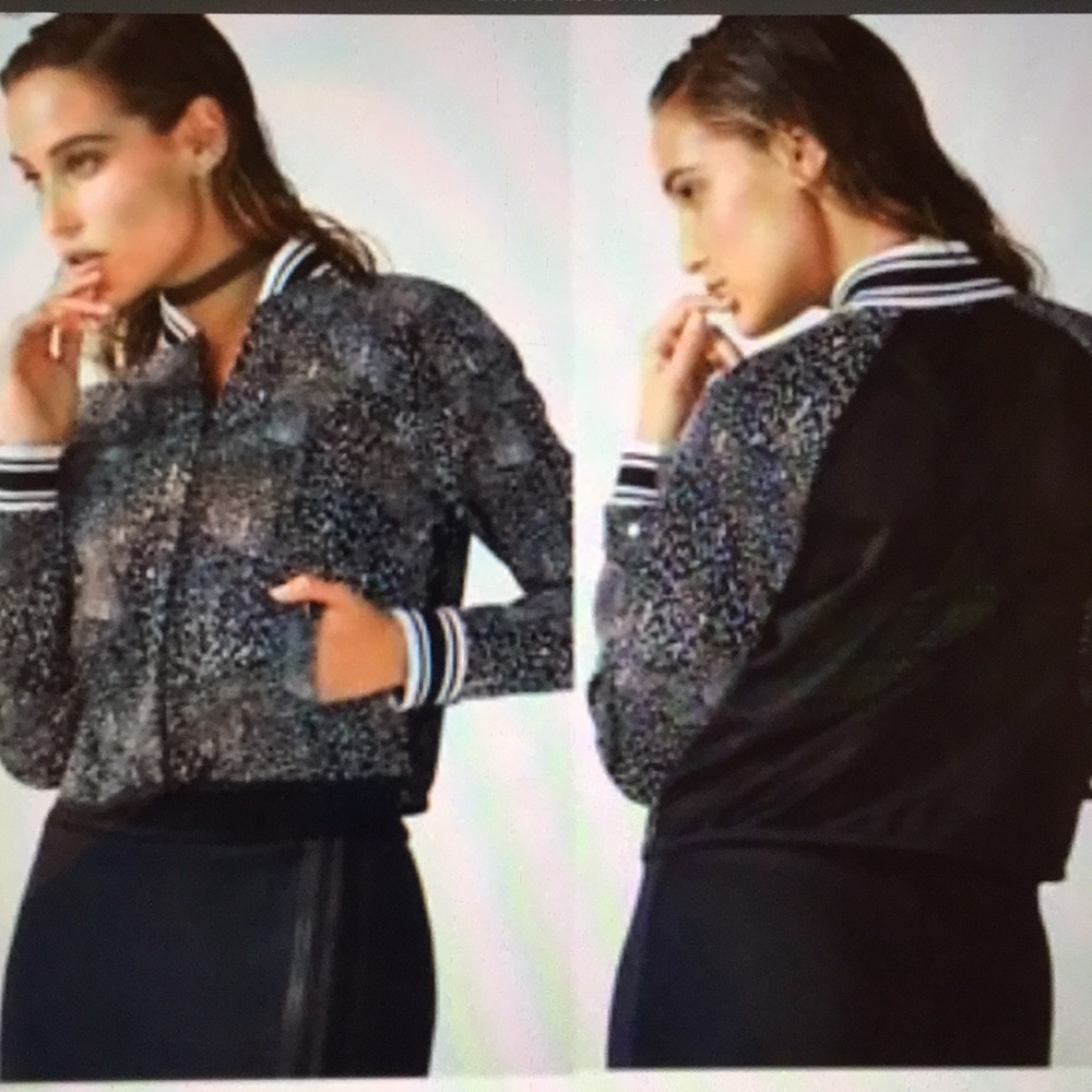 FABLETICS Tia bomber black and white size medium